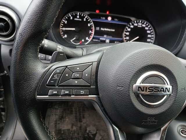 Nissan Juke 1.0 DIG-T 84KW TEKNA DCT 5P