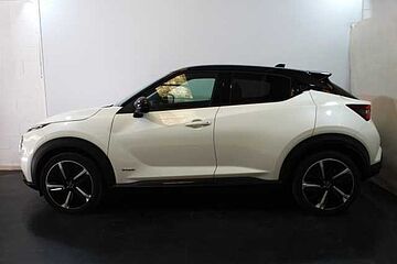 Nissan Juke 1.6 HYBRID HEV 105KW N-DESIGN BLACK AUTO 5P Lunar White + Midnight Black Metalizado