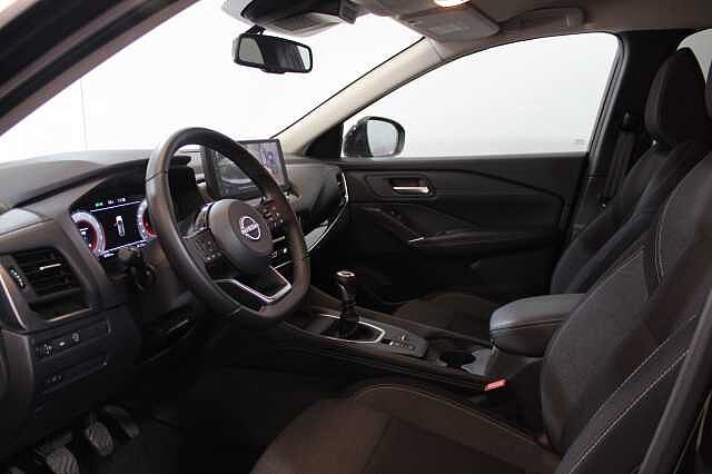 Nissan Qashqai 1.3 DIG-T MHEV 103KW N-CONNECTA 5P (TECHO PANOR&Aacute;MICO)